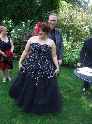 Wort  Bridal Gowns Ever. (PIC) show me yours