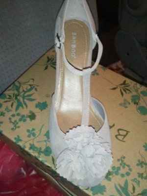 i wanna see your shoes!!