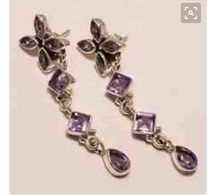 Show me your wedding earrings!