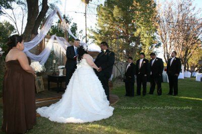 Teaser pics and family pics of wedding day :)