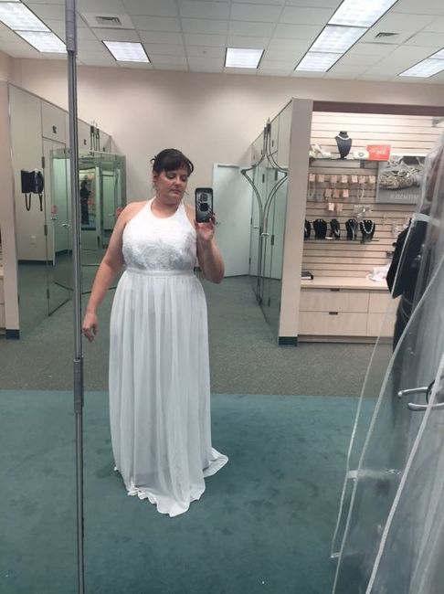 Dress shopping alone Update pg 3