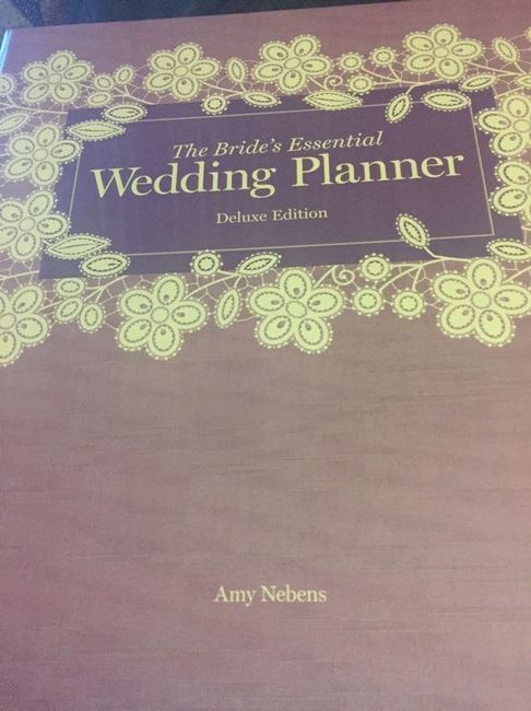 Did anyone DIY a wedding planning binder?