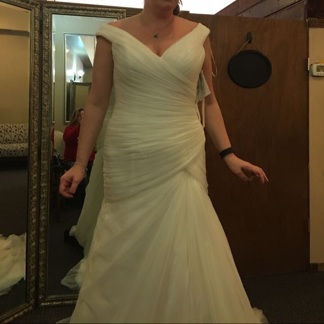 Show me your ivory dress? Plz