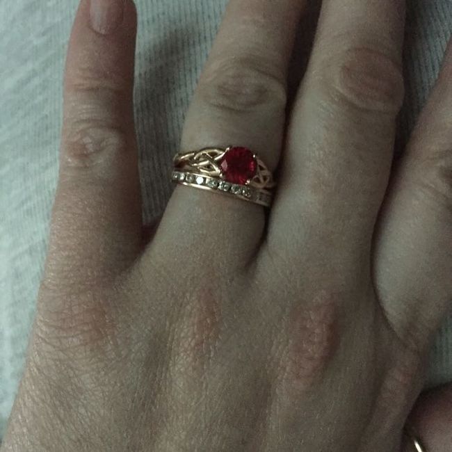 Show me your wedding set!