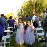 Teaser pics and family pics of wedding day :)