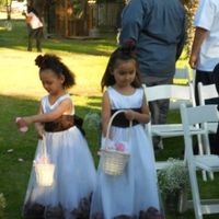 Teaser pics and family pics of wedding day :)