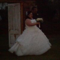 Teaser pics and family pics of wedding day :)