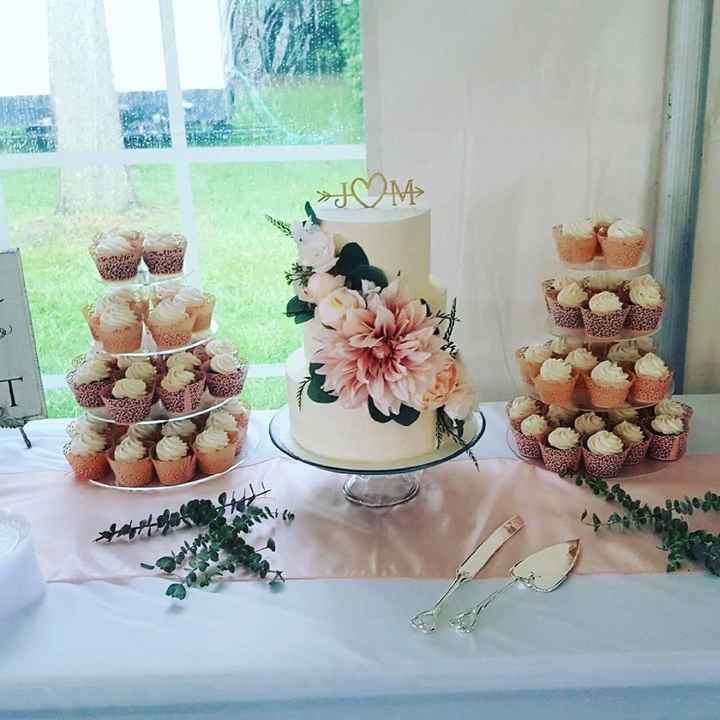 Wedding cake and cupcakes! Made by my sister!