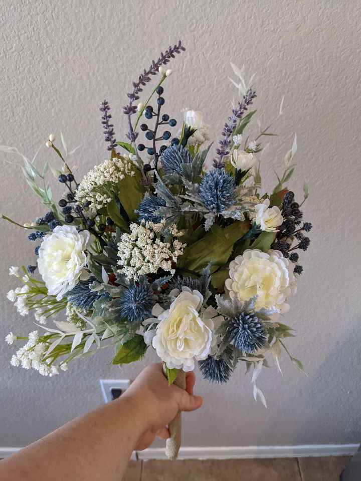Help me figure out my bridesmaids bouquets? Please? - 4