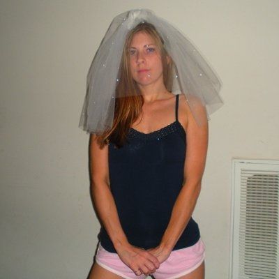 lets pretend i don't have a veil already.....