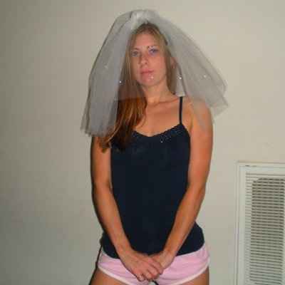 lets pretend i don't have a veil already.....