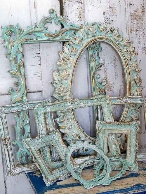 Mismatched decor/centerpeices