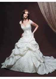 Lets see those dresses ladies!!!