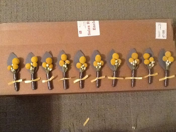DIY boutonnieres *pics*
