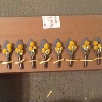 DIY boutonnieres *pics*