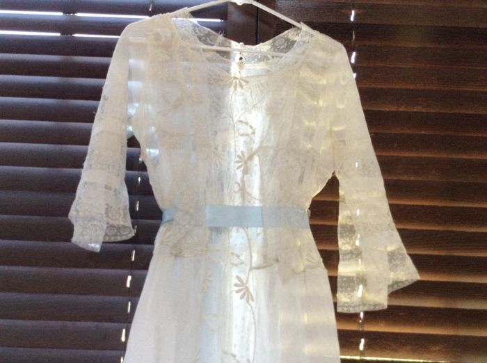 Finally Got My Vintage Wedding Gown and veil!
