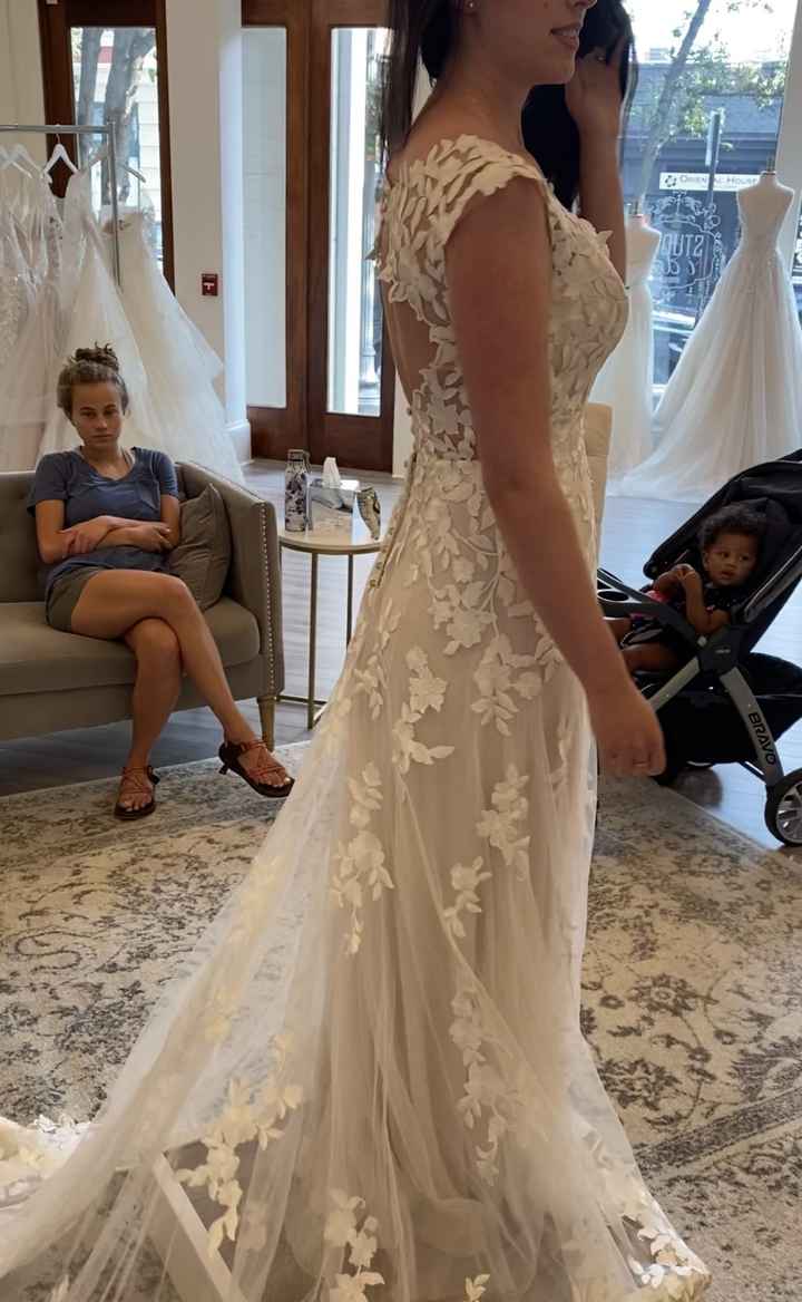 Veil or Flowers? - 3