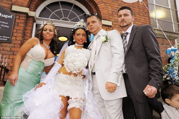 Remember on Thurs when WWLeeor asked for bad wedding pictures?