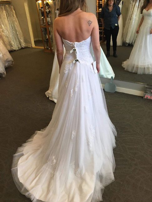 Who's going wedding dress shopping with you? 2
