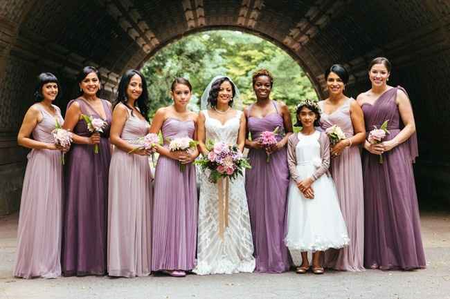 What groomsmen suits with compliment his other than gray? 