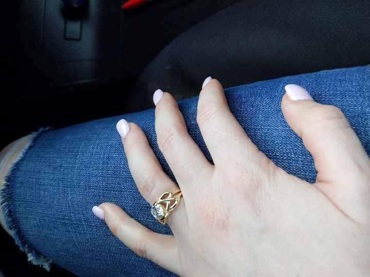 These are the claws of a lady - 1