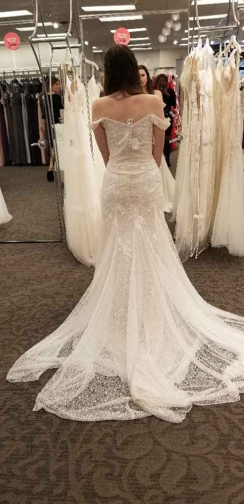 Share Wedding Attire - 7