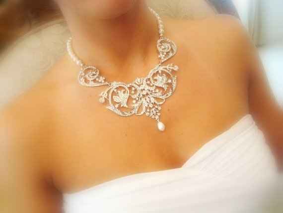 Accessorize me PLEASE!!
