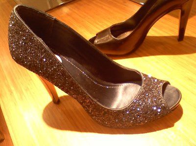 Has anyone seen this shoe's shorter cousin?