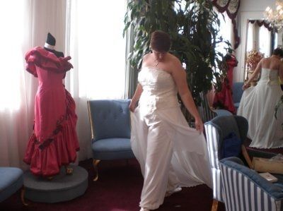 May brides are your ready!!!!! Show me what your working with dress, shoes, cake, ect...