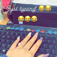 Show off your solitaire ring! 💎 - 1