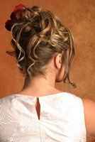 Hair Styles for Brides with Thinner Hair