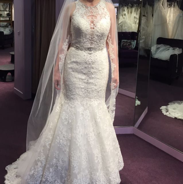 Let's see everyone's dresses