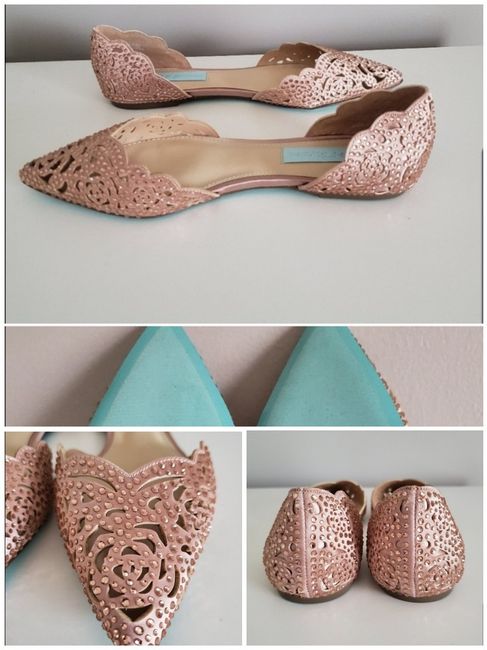 Ladies let's see those shoes 9