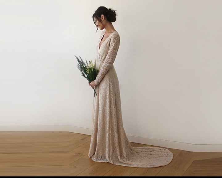 Online dress shopping - 1