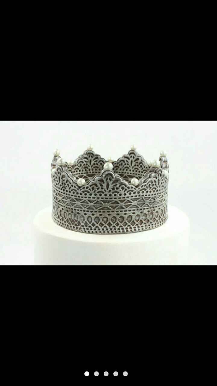 Cake topper - cute or tacky