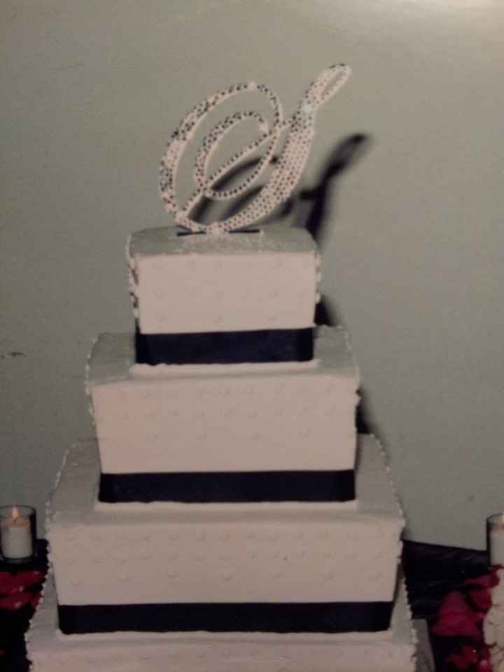 Opinions on cake topper ideas? Help me out?