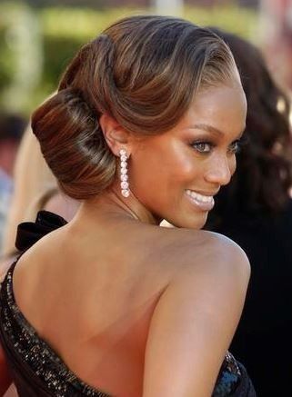 Drop me some wedding pictures of hair!!