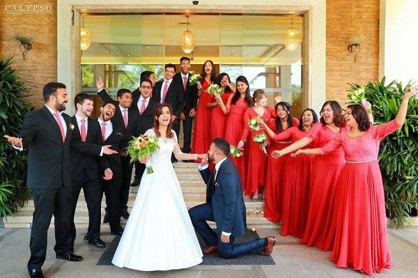 Short wife, Tall husband wedding photos 7