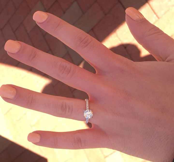 Show off your solitaire ring! 💎 - 1