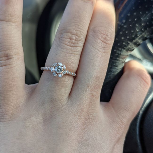 Brides of 2022! Show us your ring! 7