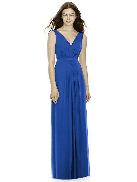 SHOW ME YOUR NAVY BLUE BRIDESMAIDS DRESSES.