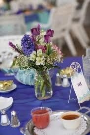DIY ideas for cenerpeices, need help!