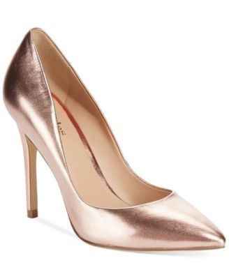 Show me your shoes ladies