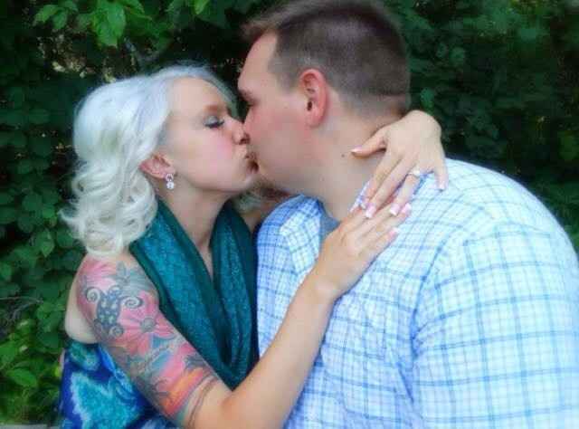 Engagement Pictures Help