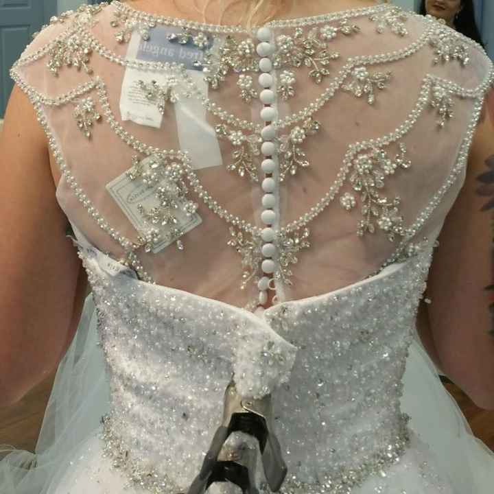 Ok ladies... Drop a pic of your BEAUTIFUL DRESSES