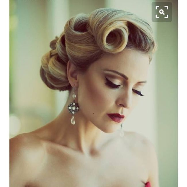 How is everyone doing their hair??