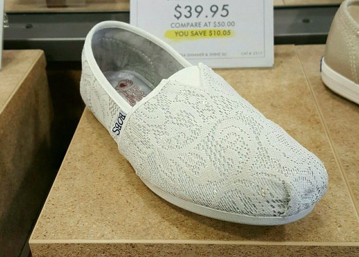 Would love to see everyone's bridal shoes?