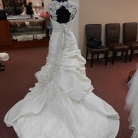 I rang the Bell and Said yes to the dress!! Lets see some of your dresses!!