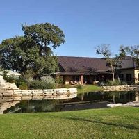 What type of venue are you getting married at? Pics