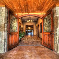 What type of venue are you getting married at? Pics